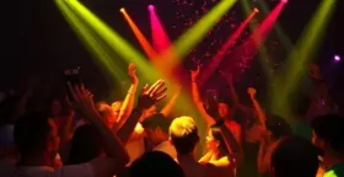 Discotecagem Festa é Luta