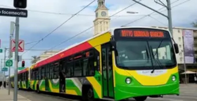 Dom Bosco para Poá de transporte público