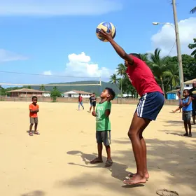 vôlei para crianças no Capão Redondo