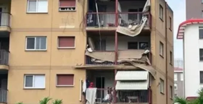 sacada de imóvel desaba